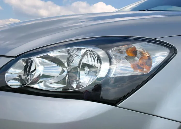 What Type of Mirror Is Used in Car Headlights Explained