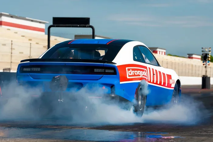 How Fast Does a Dodge Charger Go and Why It Impresses