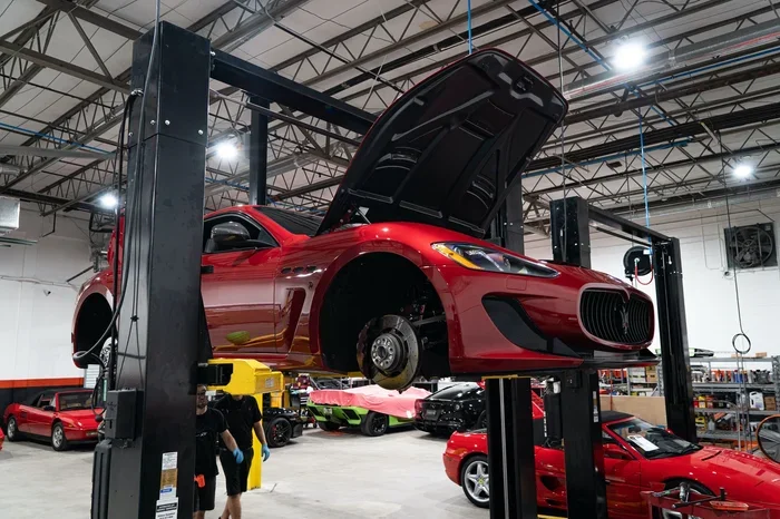 Can Chrysler Dealers Perform Maserati Service Work