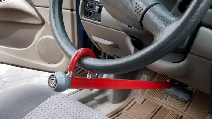 Why Cant I Turn My Steering Wheel And How To Fix It