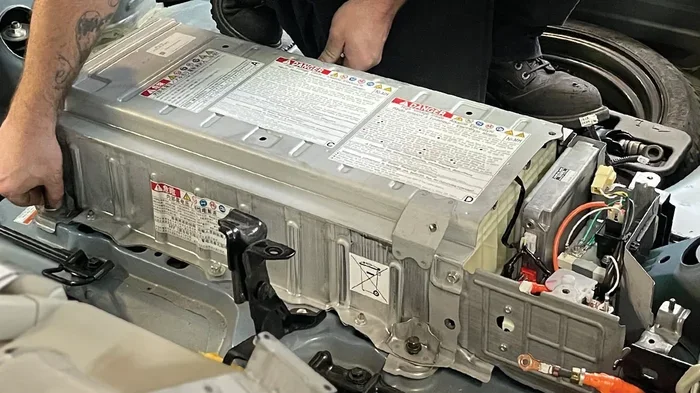 Can I Still Drive a Prius With a Dead Hybrid Battery