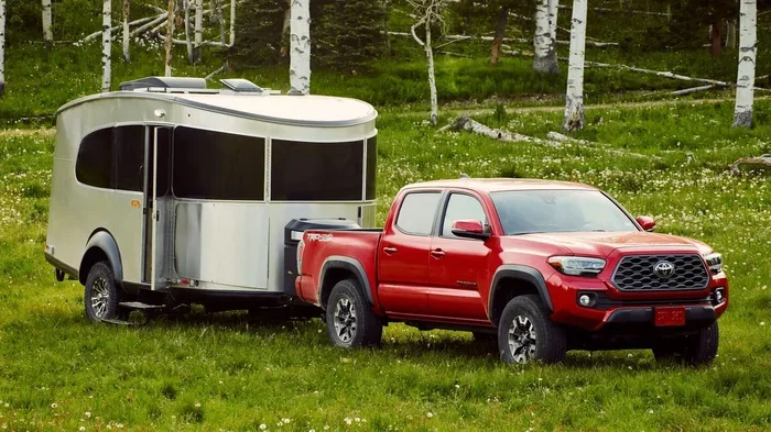 Can a Toyota Tacoma Pull a 30-Foot Camper - Honest Answer